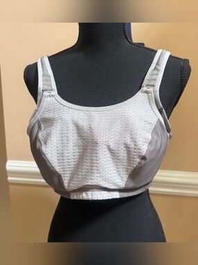 Glamorise Elite Performance
Adjustable Sports Bra